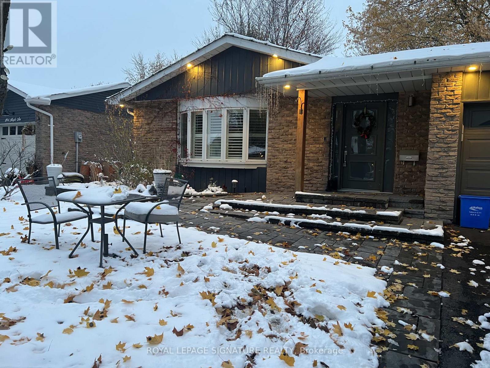 890 MAPLE AVENUE, Milton, Ontario