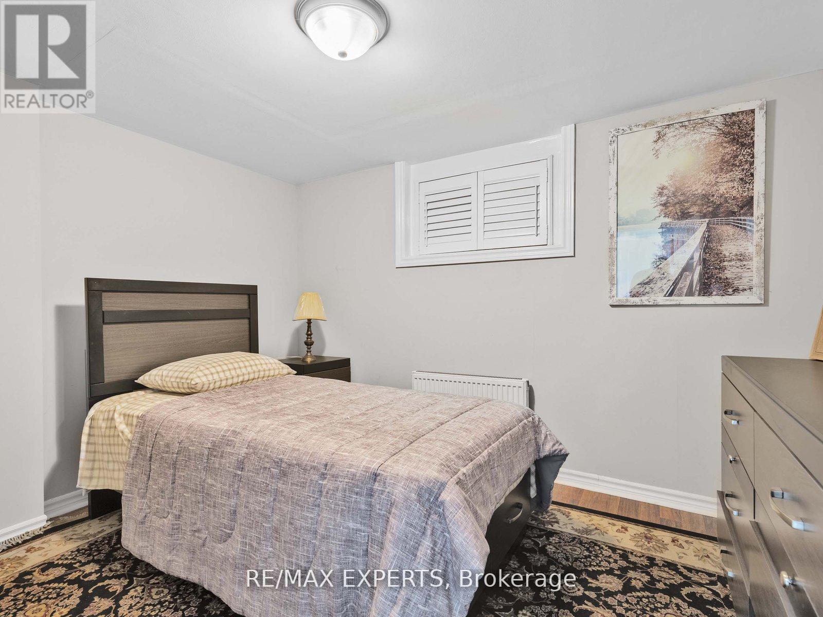 1001 Castlefield Avenue, Toronto, Ontario  M6B 1E4 - Photo 14 - W12534886