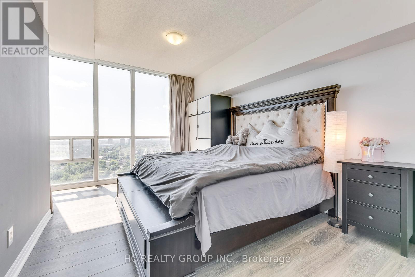 1804 - 223 Webb Drive, Mississauga, Ontario  L5B 0E8 - Photo 14 - W12534904