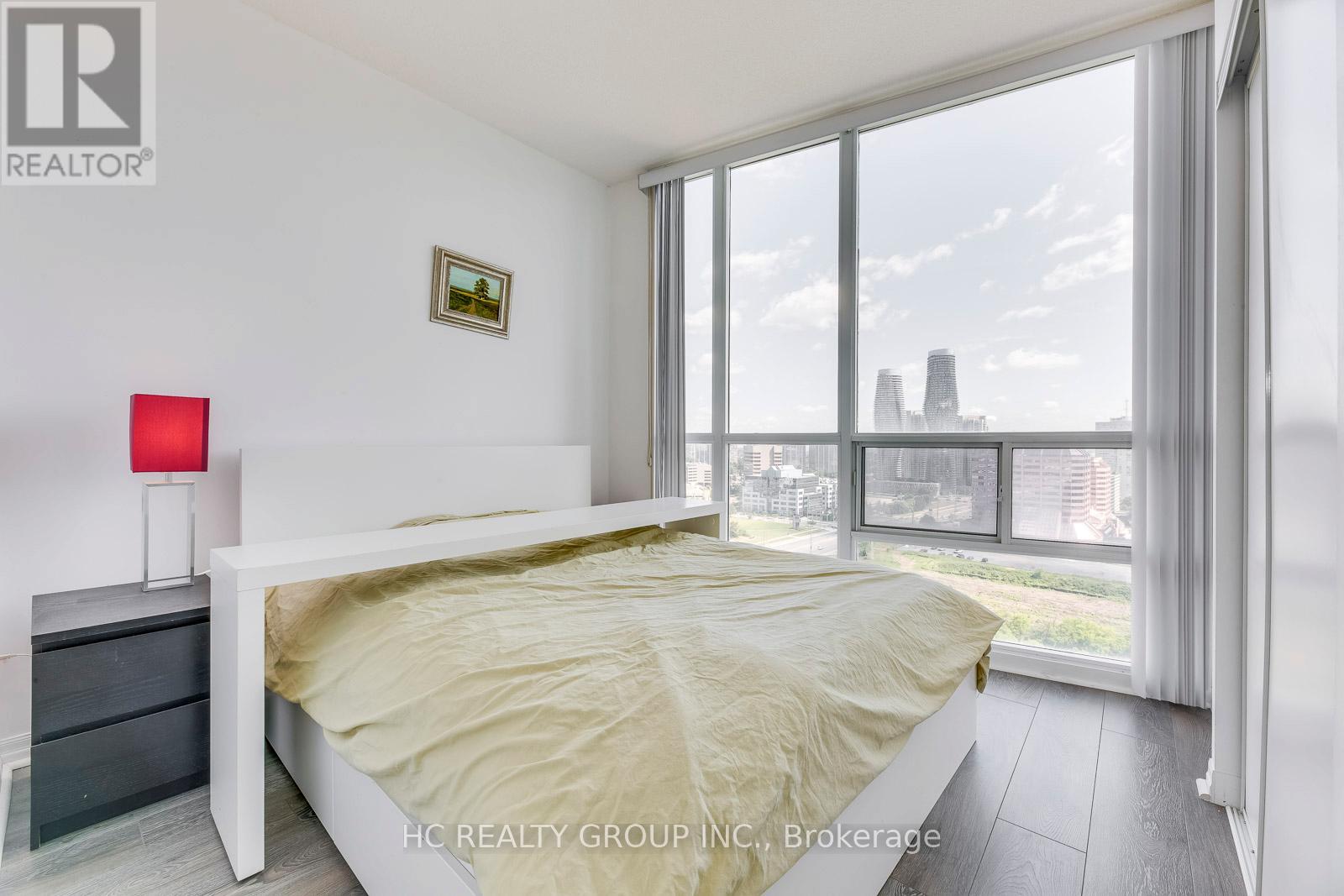 1804 - 223 Webb Drive, Mississauga, Ontario  L5B 0E8 - Photo 16 - W12534904