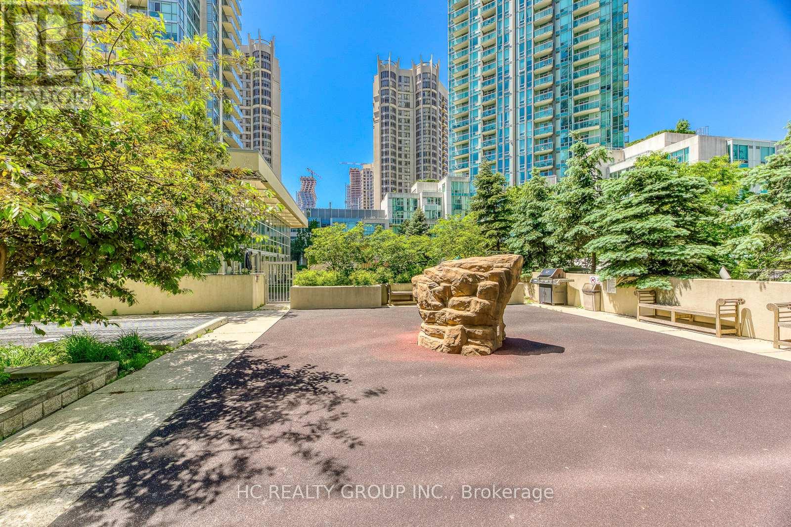 1804 - 223 Webb Drive, Mississauga, Ontario  L5B 0E8 - Photo 33 - W12534904