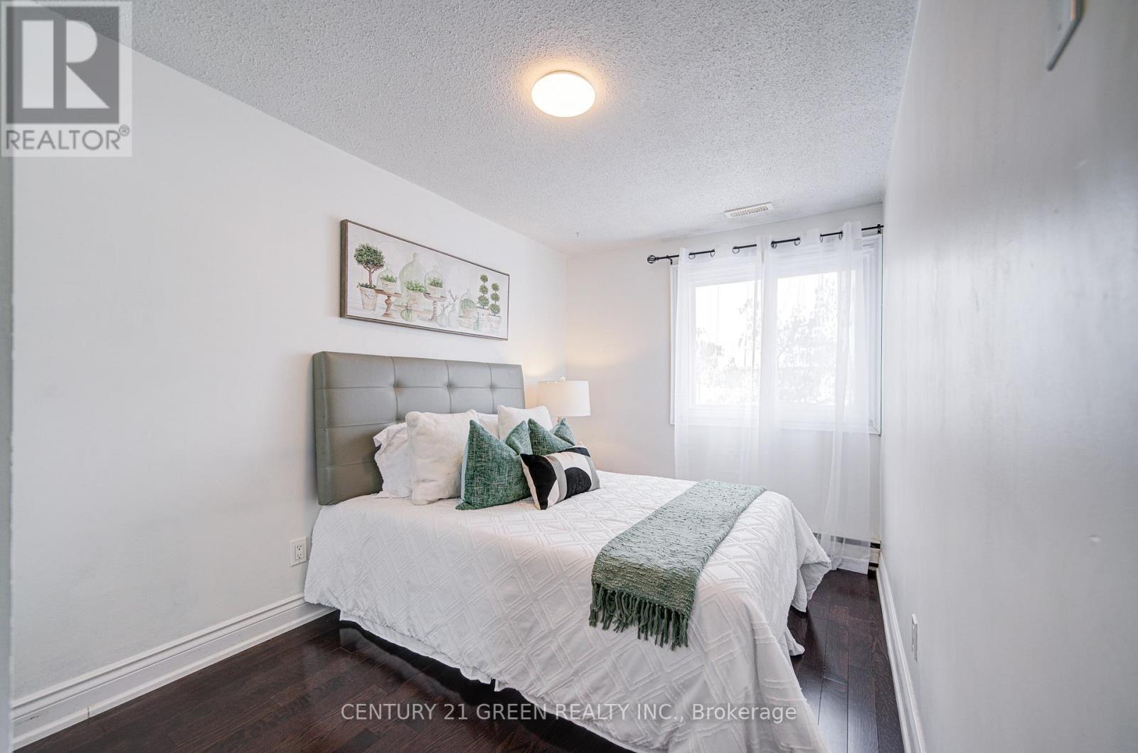 1 Greenarrow Court, Brampton, Ontario  L6S 2K1 - Photo 35 - W12534910