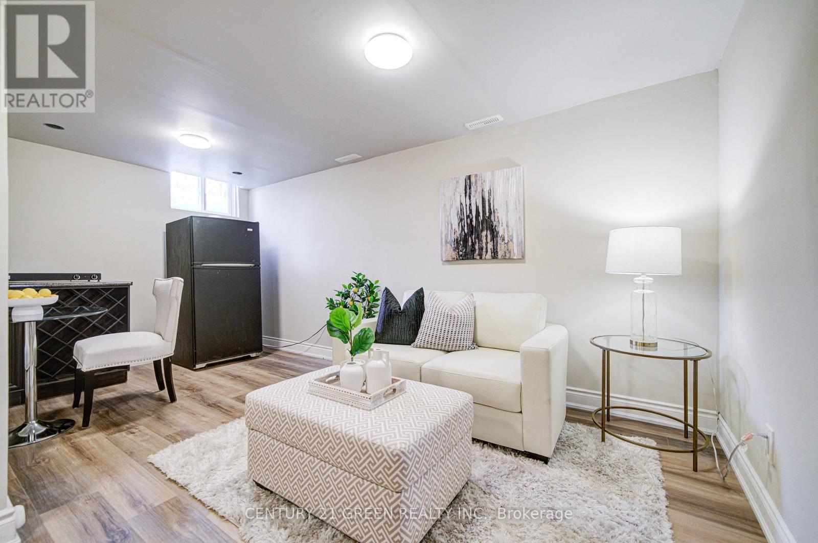 1 Greenarrow Court, Brampton, Ontario  L6S 2K1 - Photo 44 - W12534910