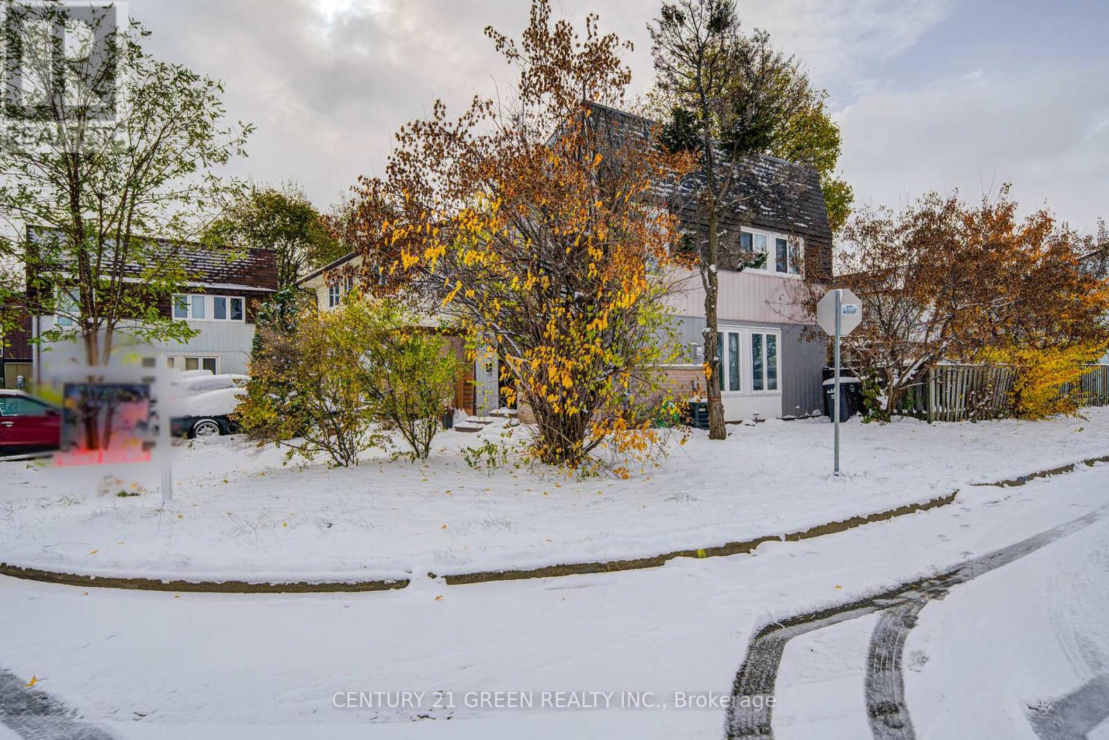 1 Greenarrow Court, Brampton, Ontario  L6S 2K1 - Photo 6 - W12534910