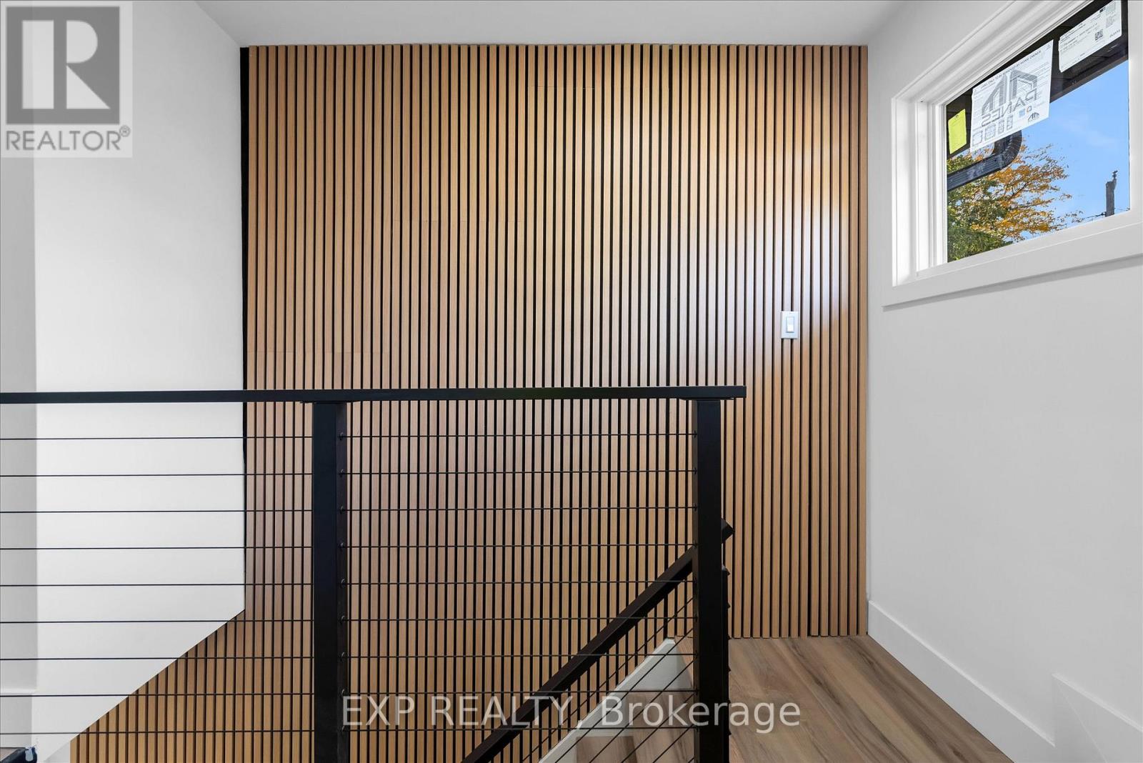 39 Grandfield Street, Hamilton, Ontario  L8T 2H1 - Photo 15 - X12534816