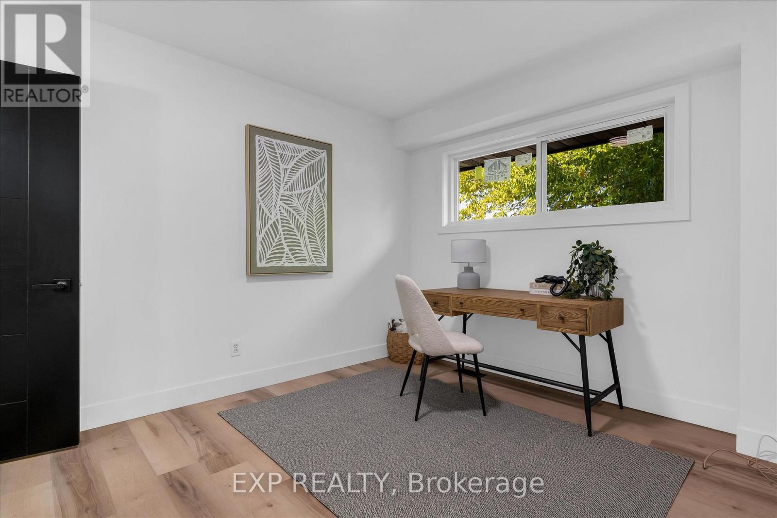 39 Grandfield Street, Hamilton, Ontario  L8T 2H1 - Photo 16 - X12534816