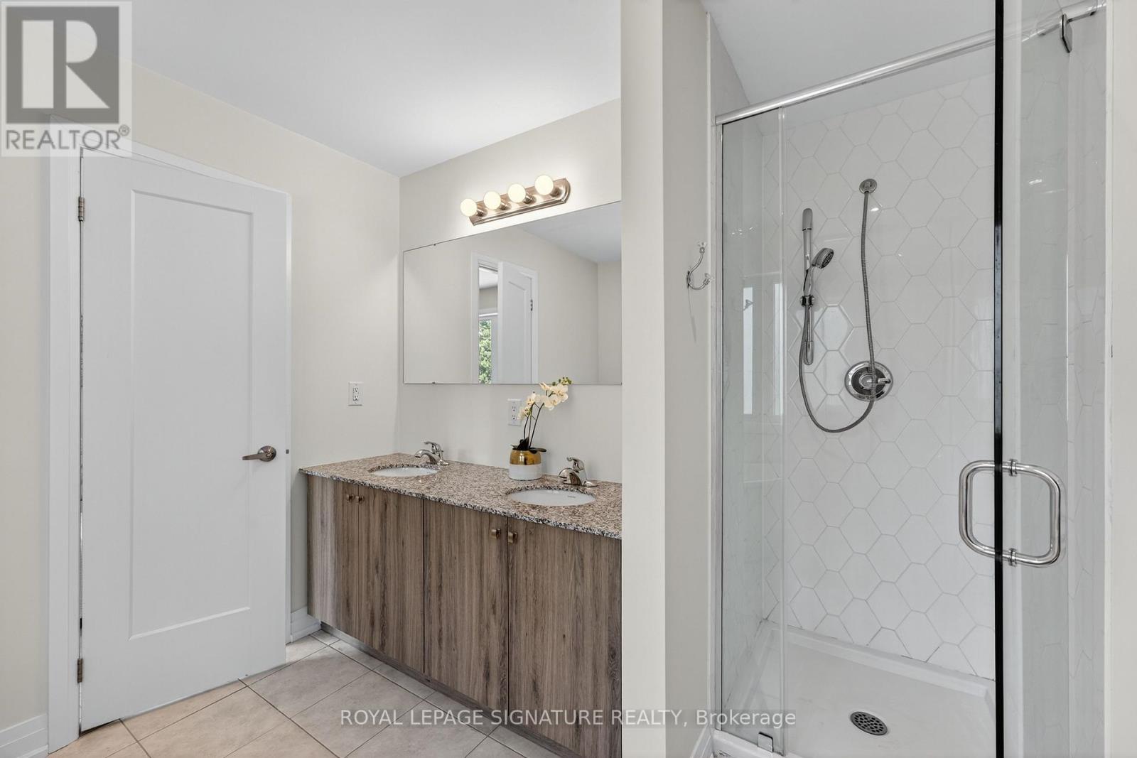 8 - 393 Manitoba Street, Bracebridge, Ontario  P1L 1B4 - Photo 24 - X12534828