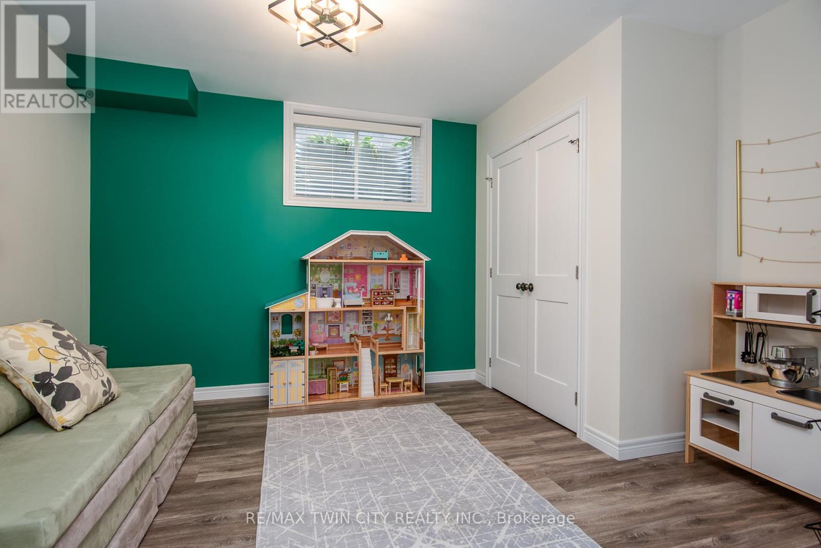 597 Sundew Drive, Waterloo, Ontario  N2V 0B9 - Photo 33 - X12534906