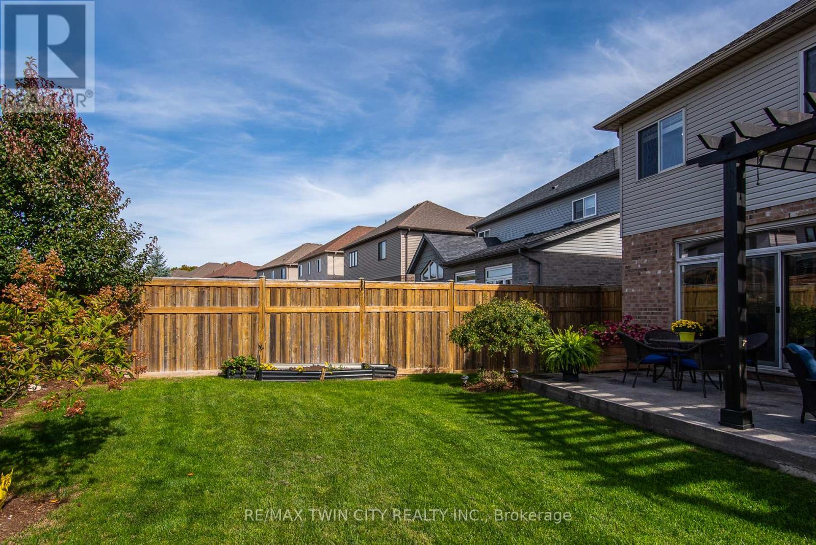 597 Sundew Drive, Waterloo, Ontario  N2V 0B9 - Photo 39 - X12534906