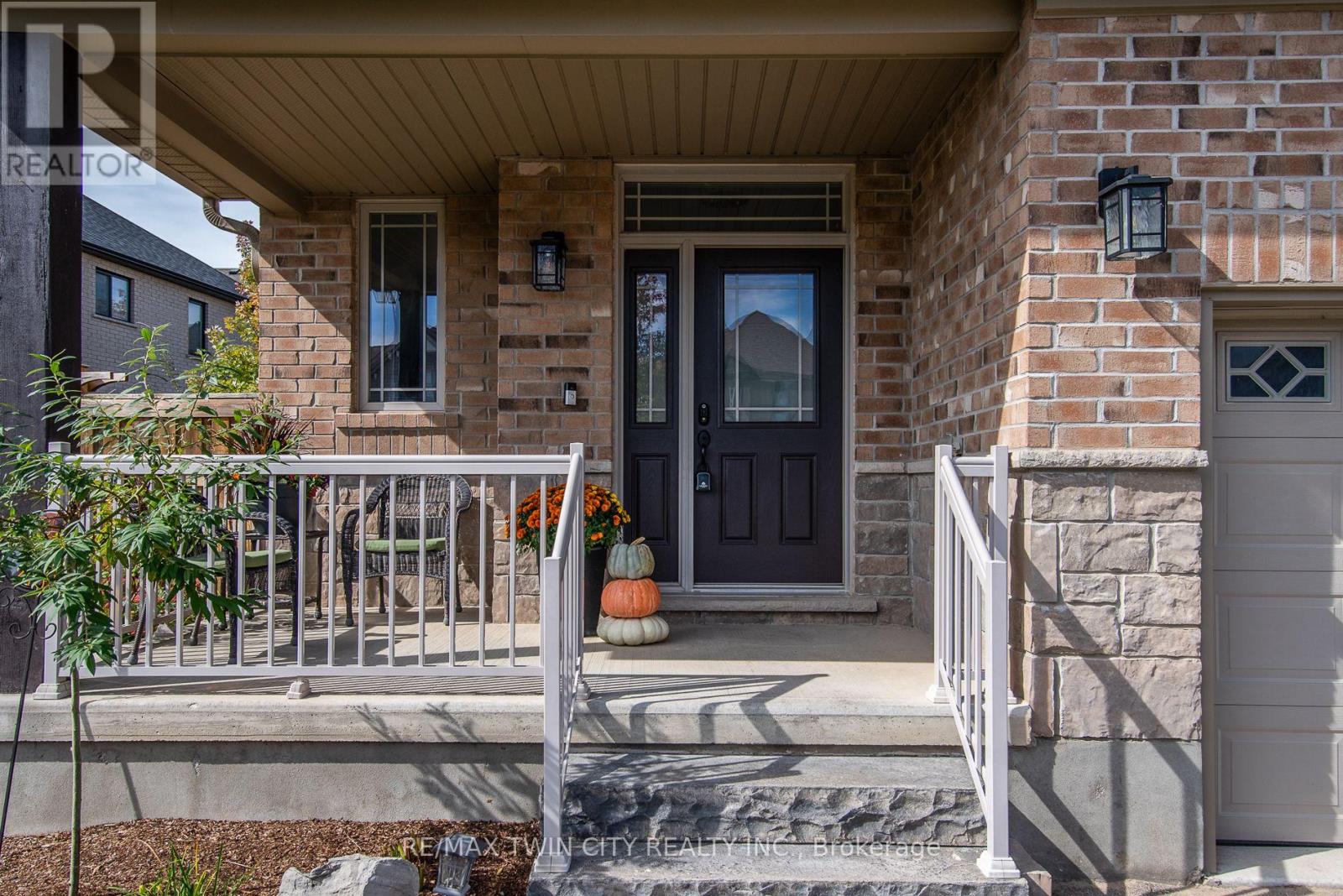 597 Sundew Drive, Waterloo, Ontario  N2V 0B9 - Photo 44 - X12534906