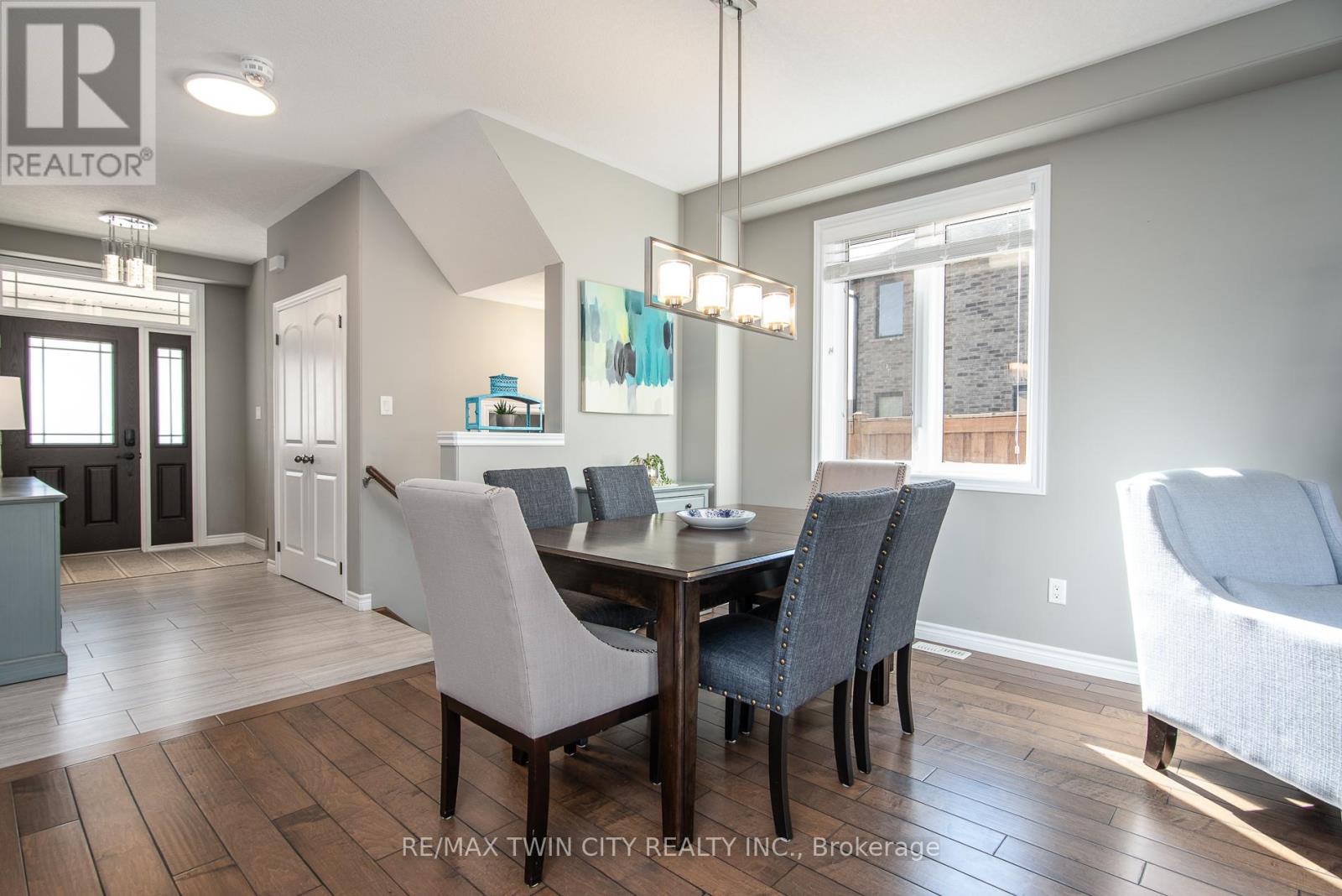 597 Sundew Drive, Waterloo, Ontario  N2V 0B9 - Photo 7 - X12534906