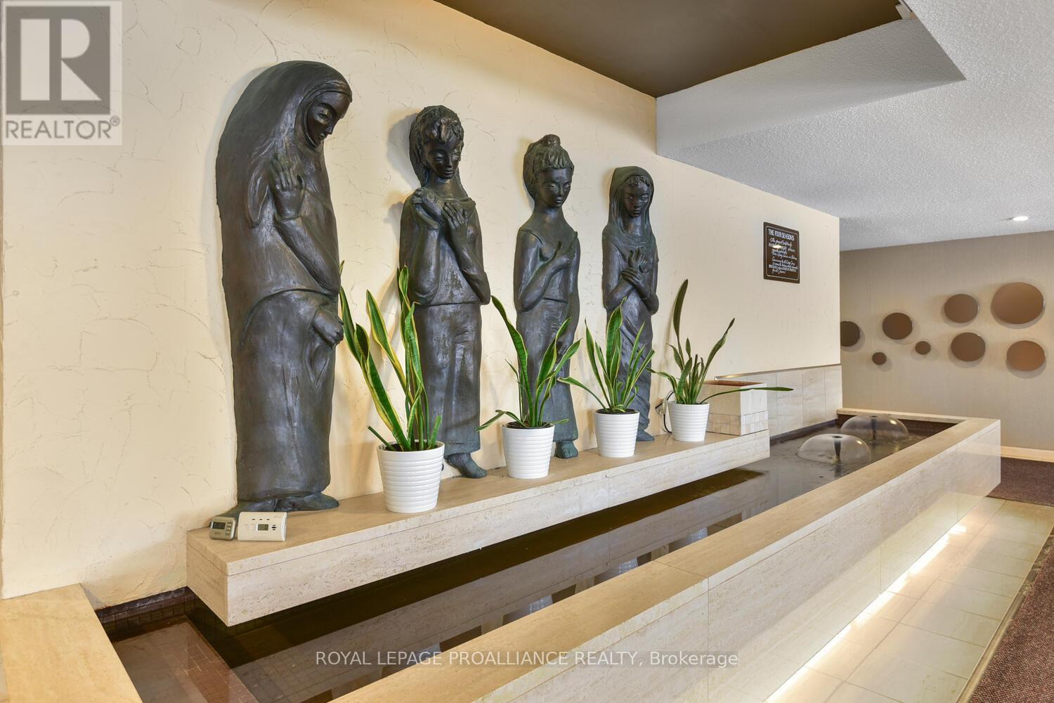 101 - 55 Water Street E, Brockville, Ontario  K6V 1A3 - Photo 9 - X12534946