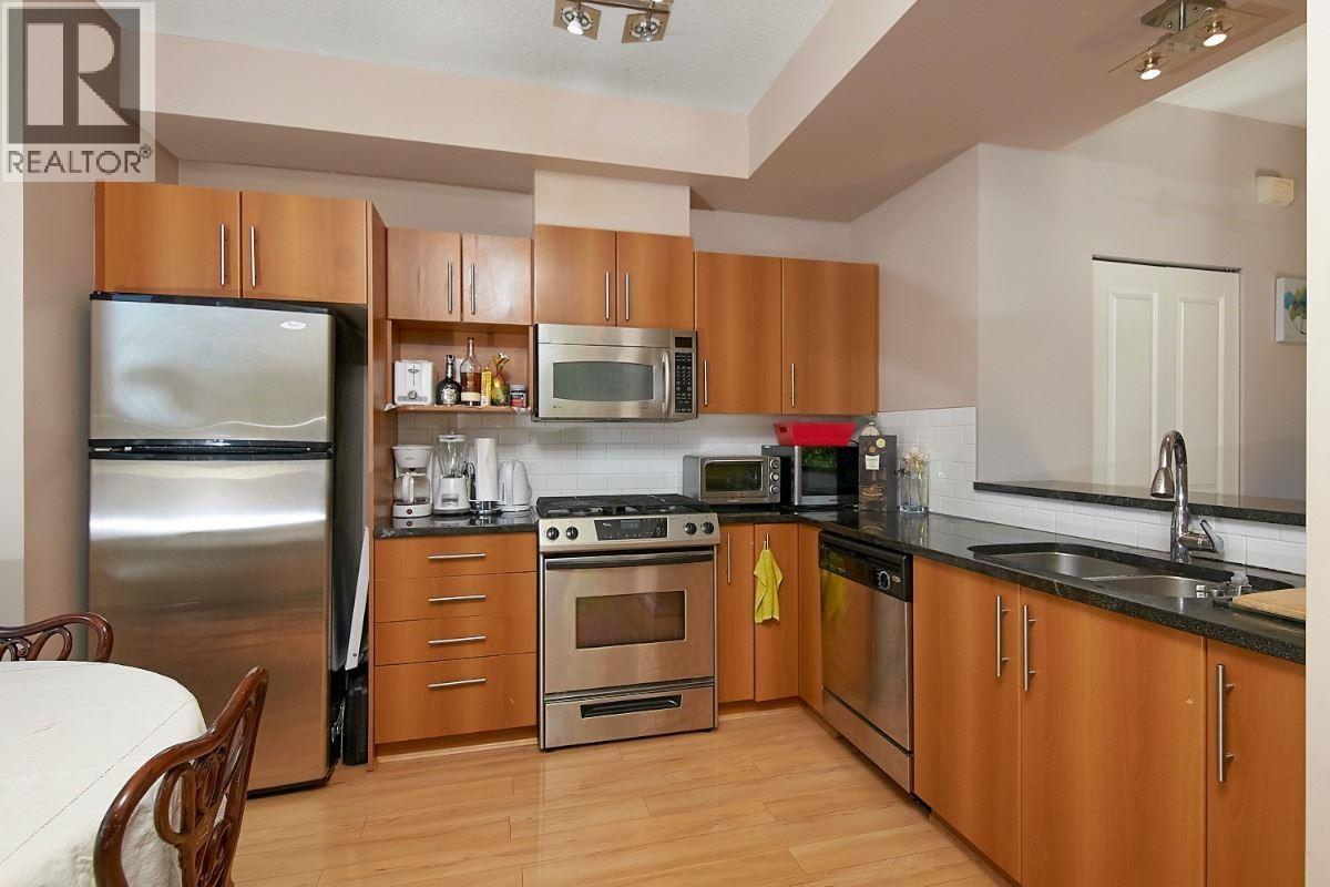 132 9229 University Crescent, Burnaby, British Columbia  V5A 4Z2 - Photo 7 - R3066201