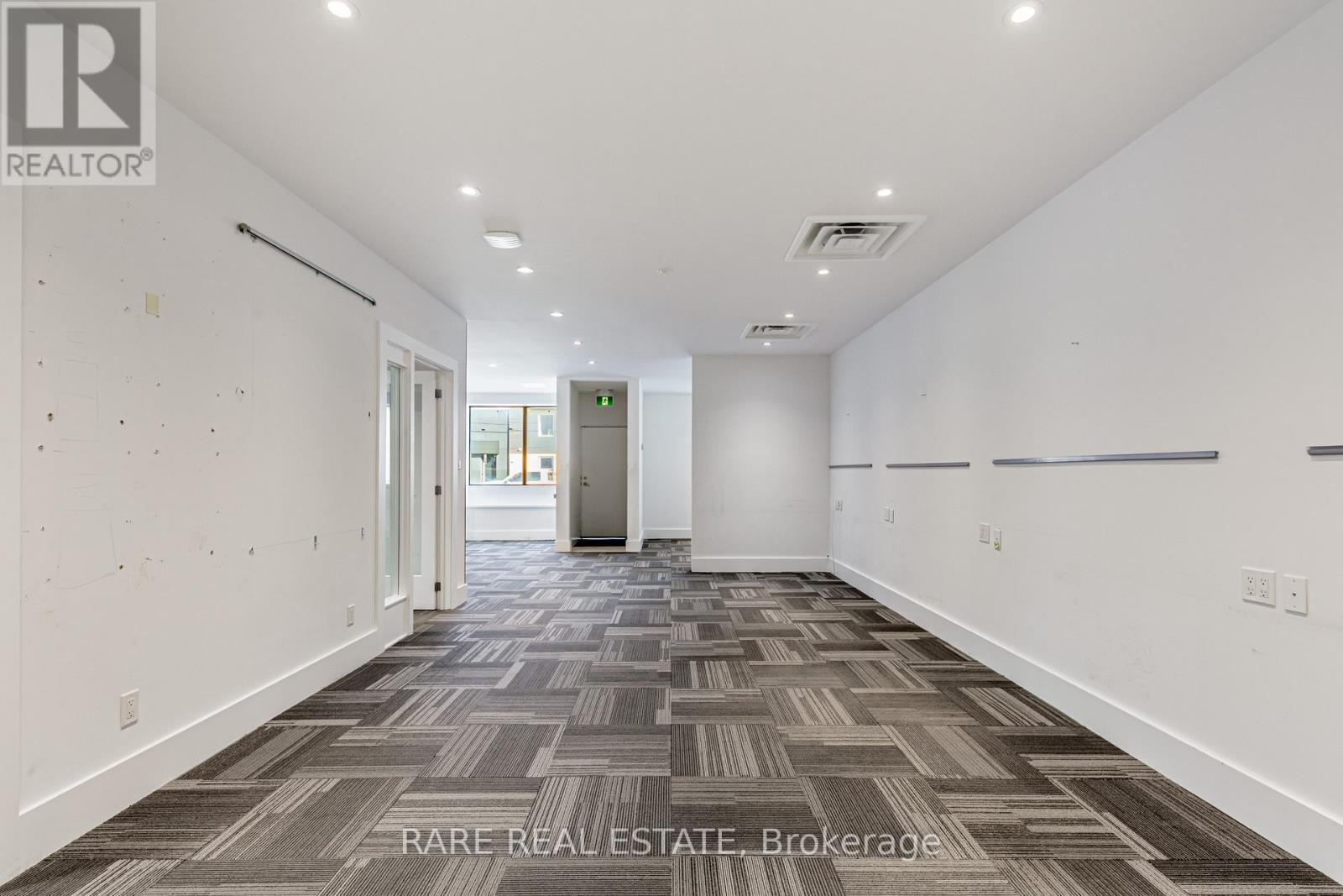 Main - 44 Laird Drive, Toronto, Ontario  M4G 3T2 - Photo 10 - C12533786