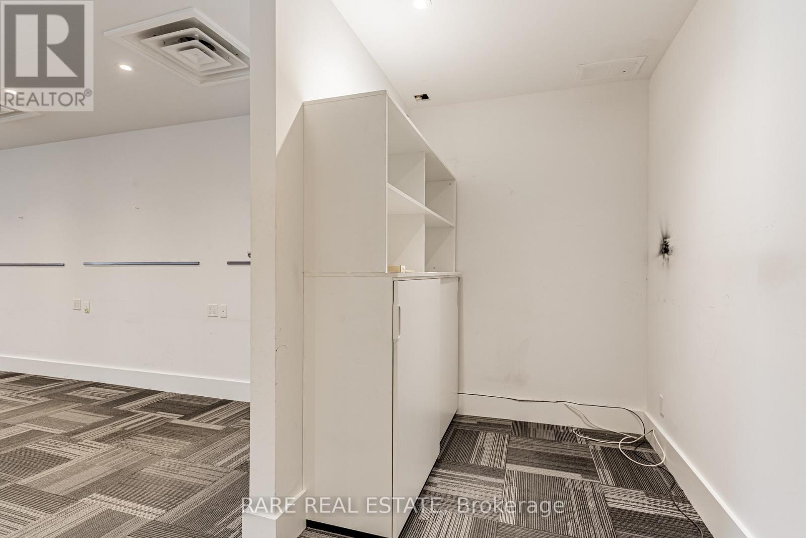 Main - 44 Laird Drive, Toronto, Ontario  M4G 3T2 - Photo 7 - C12533786