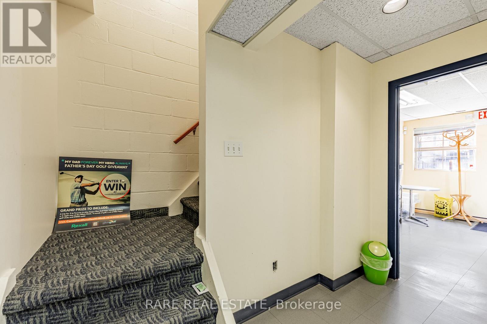 2nd Floor - 44 Laird Drive, Toronto, Ontario  M4G 3T2 - Photo 15 - C12533788