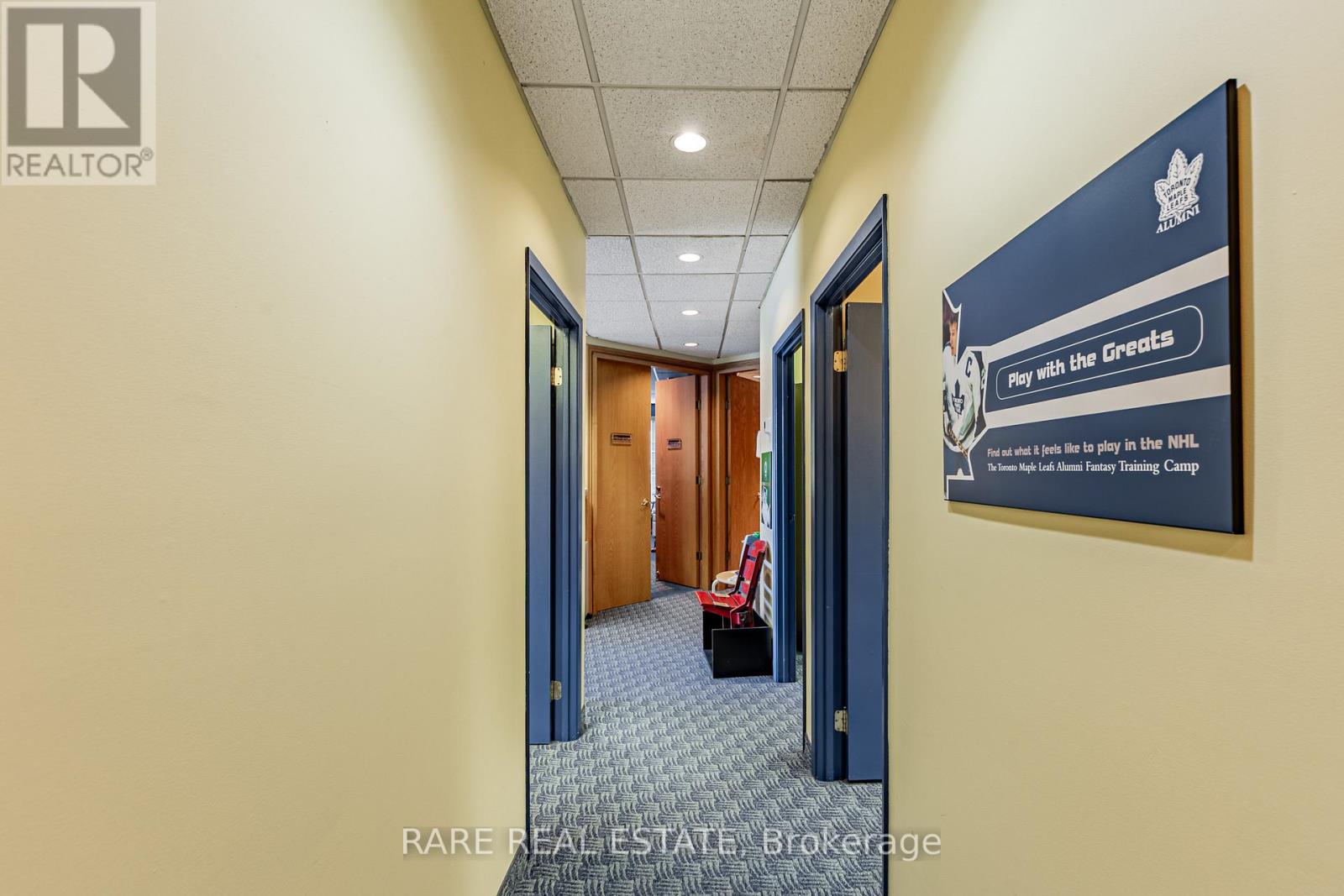 2nd Floor - 44 Laird Drive, Toronto, Ontario  M4G 3T2 - Photo 8 - C12533788