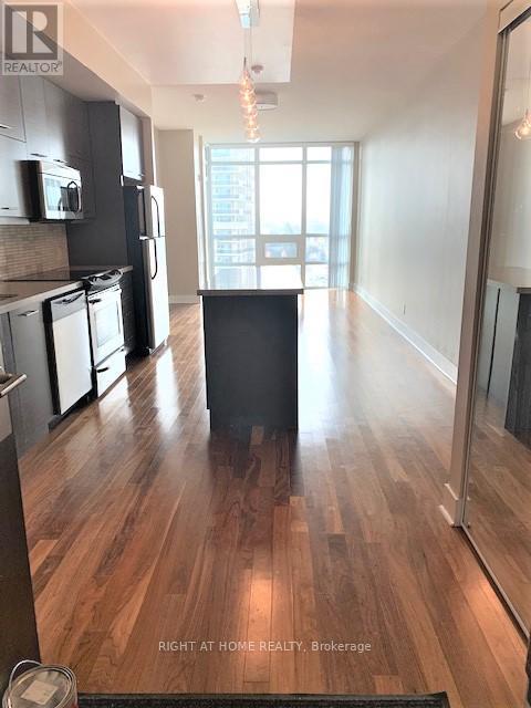 809 - 26 Norton Avenue, Toronto, Ontario  M2N 0H6 - Photo 2 - C12534968