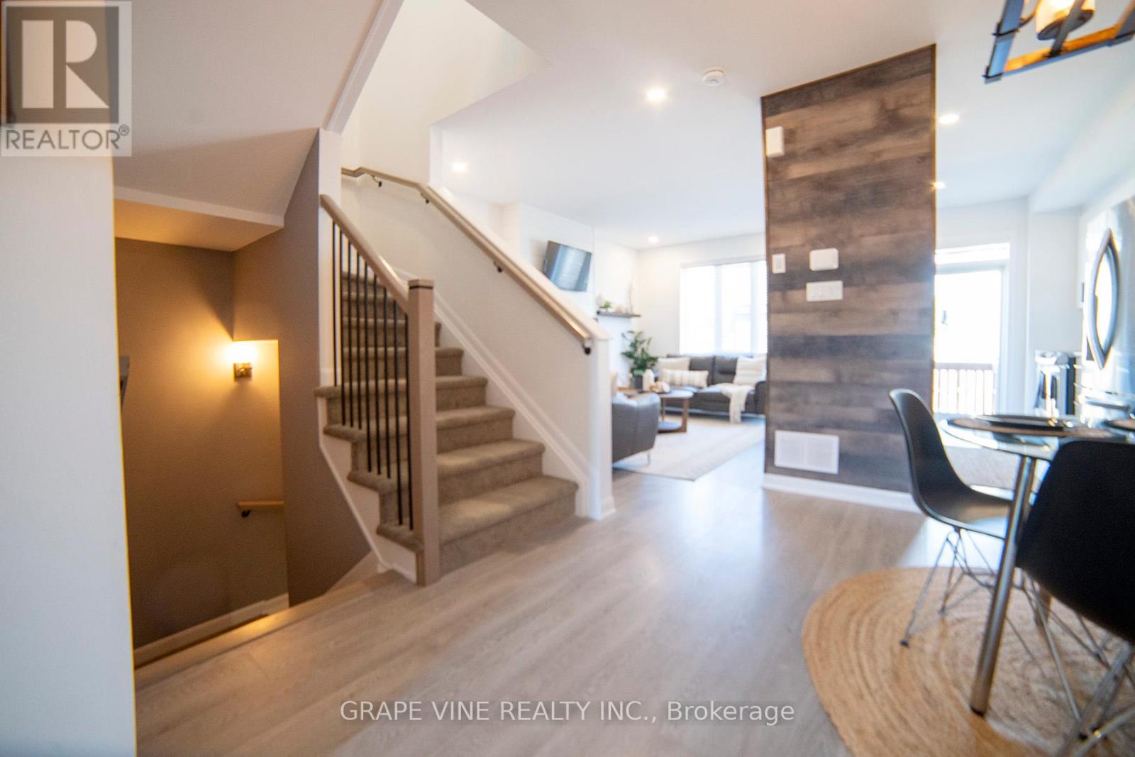 2057 Caltra Crescent, Ottawa, Ontario  K2J 6V4 - Photo 22 - X12450433