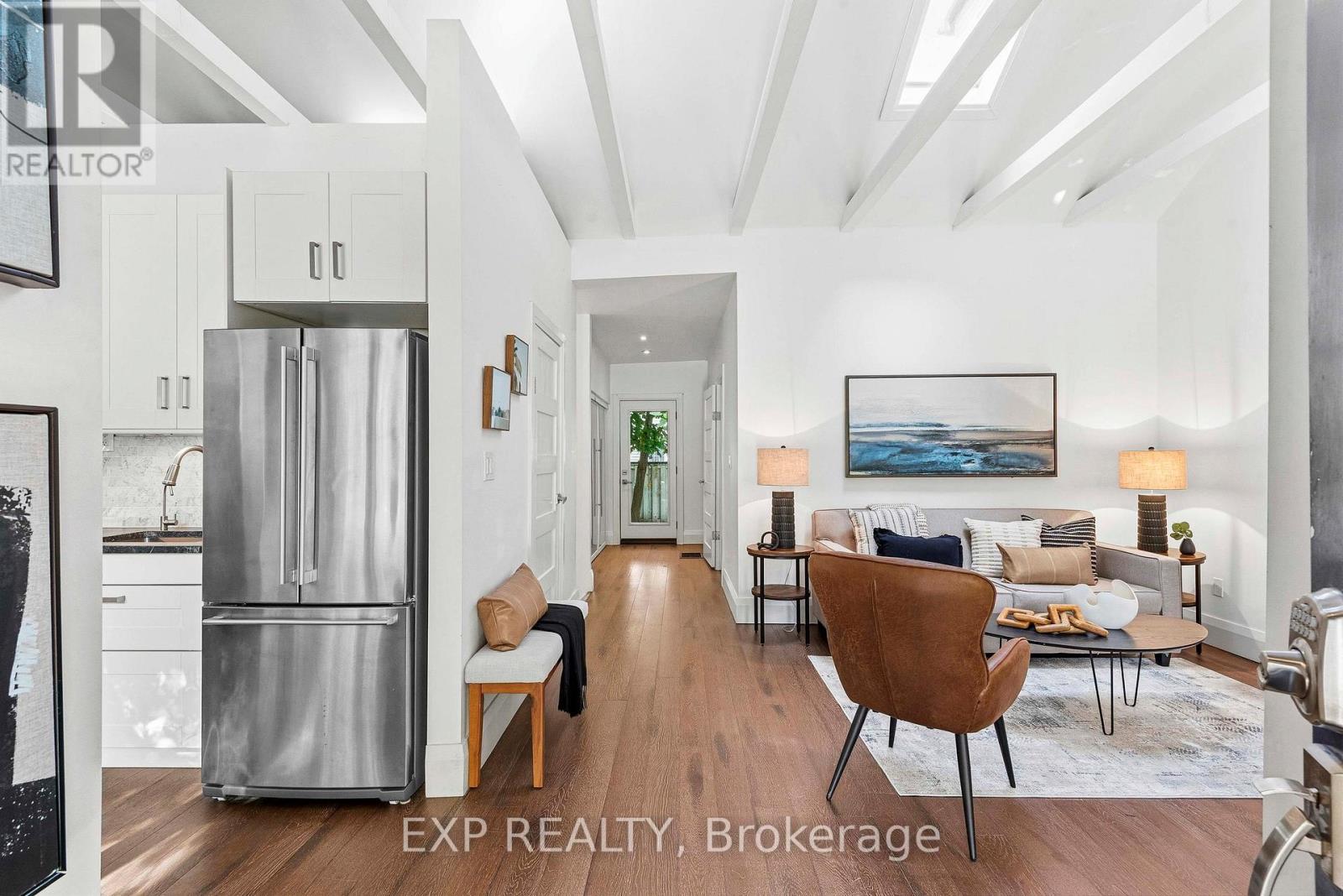 14 Audley Avenue, Toronto, Ontario  M4M 1P6 - Photo 7 - E12534940