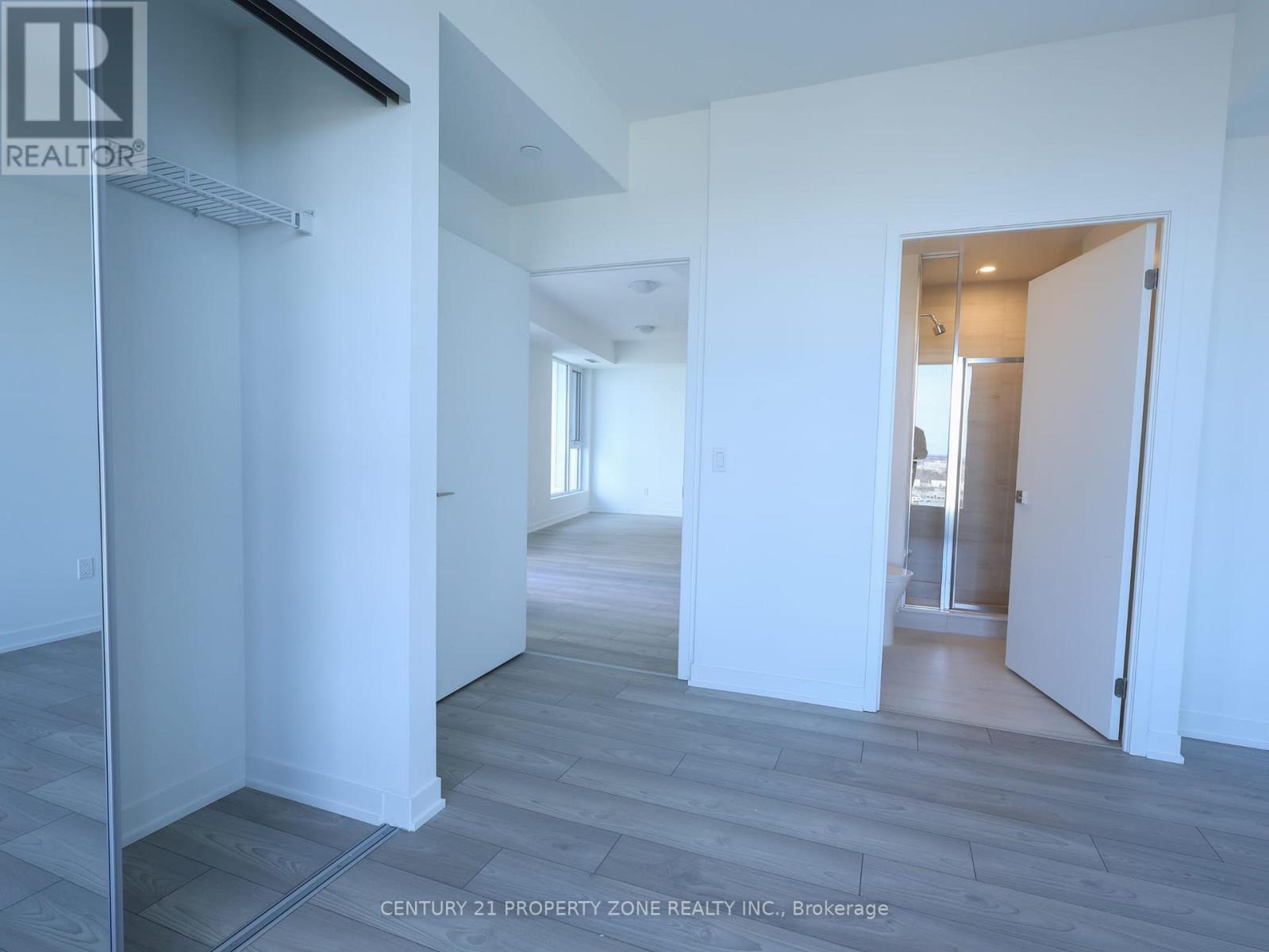 2130 - 498 Caldari Road, Vaughan, Ontario  L4K 0R6 - Photo 10 - N12533868