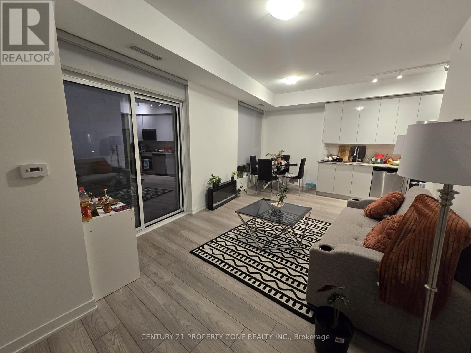 2130 - 498 Caldari Road, Vaughan, Ontario  L4K 0R6 - Photo 5 - N12533868