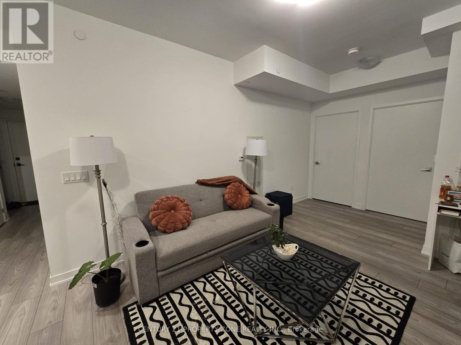 2130 - 498 Caldari Road, Vaughan, Ontario  L4K 0R6 - Photo 8 - N12533868