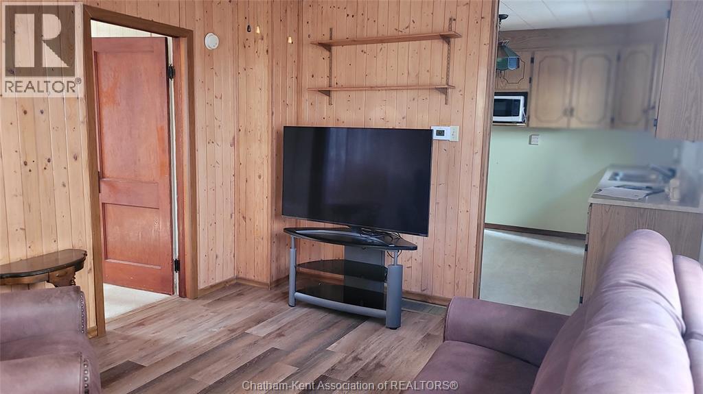 533 Creek Street, Wallaceburg, Ontario N8A 4C7 - Photo 6 - 25026206