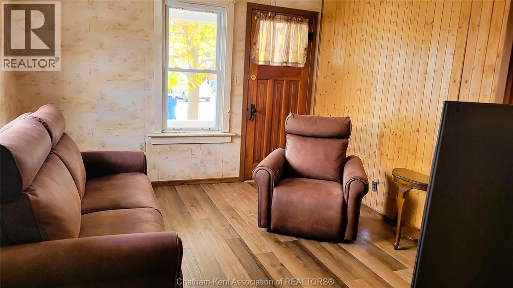 533 Creek Street, Wallaceburg, Ontario N8A 4C7 - Photo 4 - 25026206