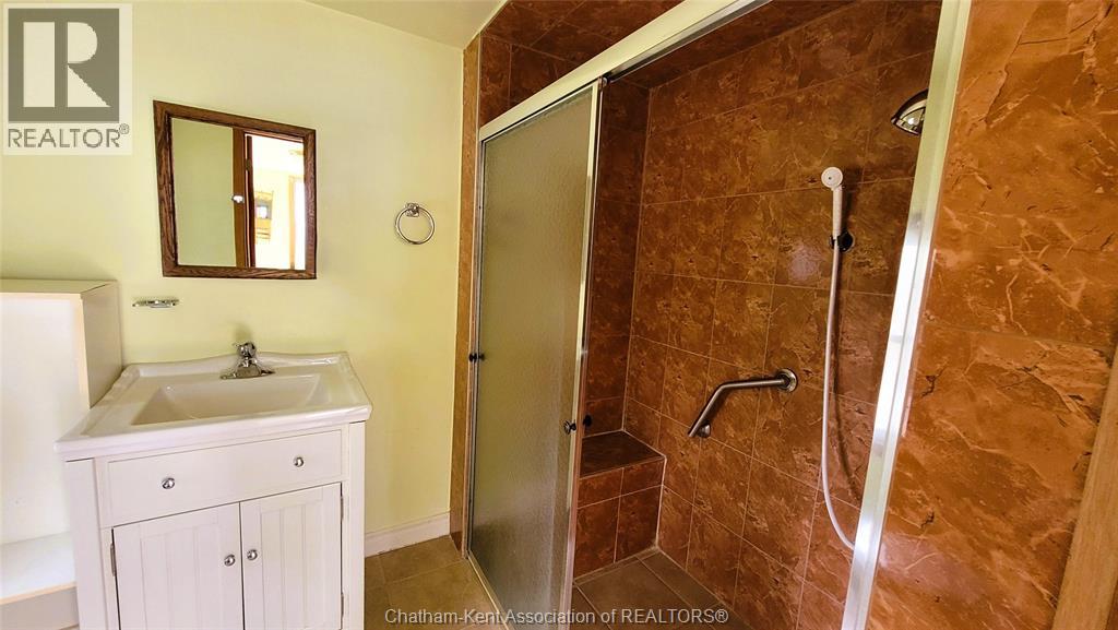 533 Creek Street, Wallaceburg, Ontario N8A 4C7 - Photo 10 - 25026206