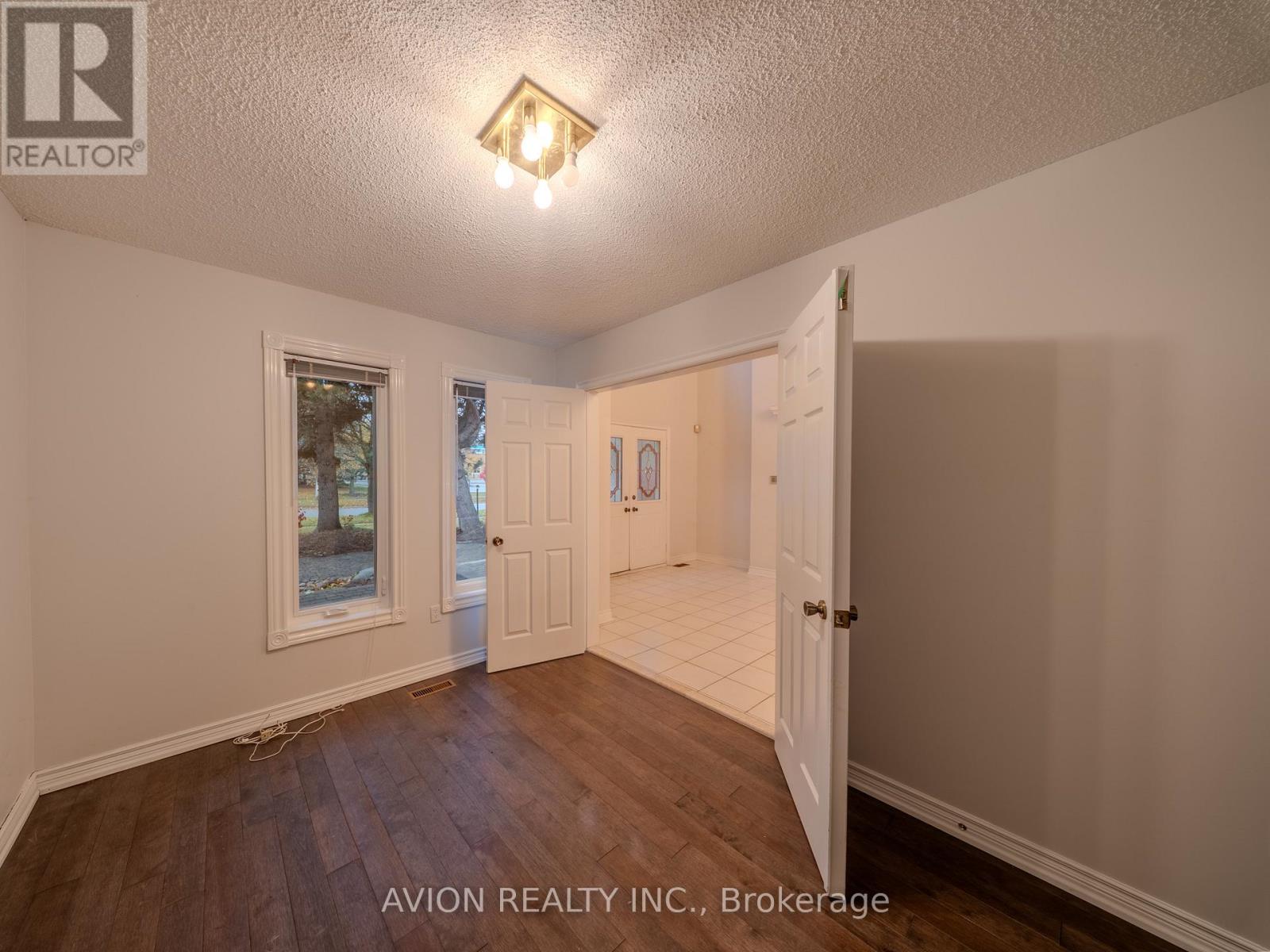 103 Spadina Road, Richmond Hill, Ontario  L4B 2Y9 - Photo 19 - N12534938