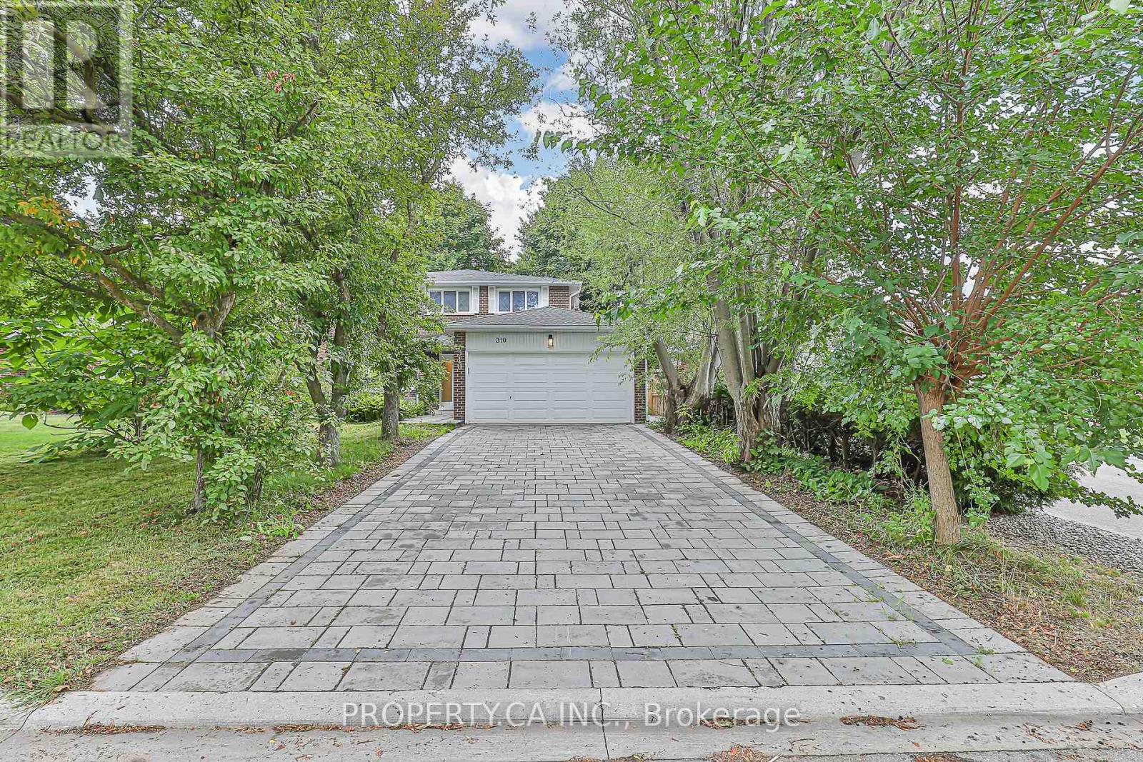 310 PRIMROSE LANE, Newmarket, Ontario