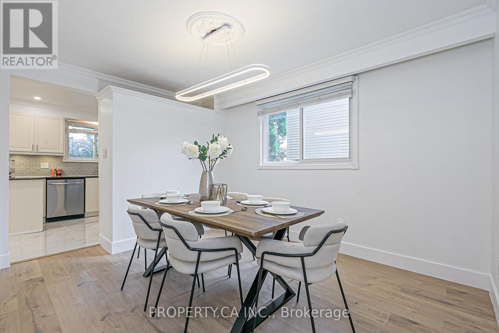 310 Primrose Lane, Newmarket, Ontario  L3Y 5Y9 - Photo 12 - N12534984