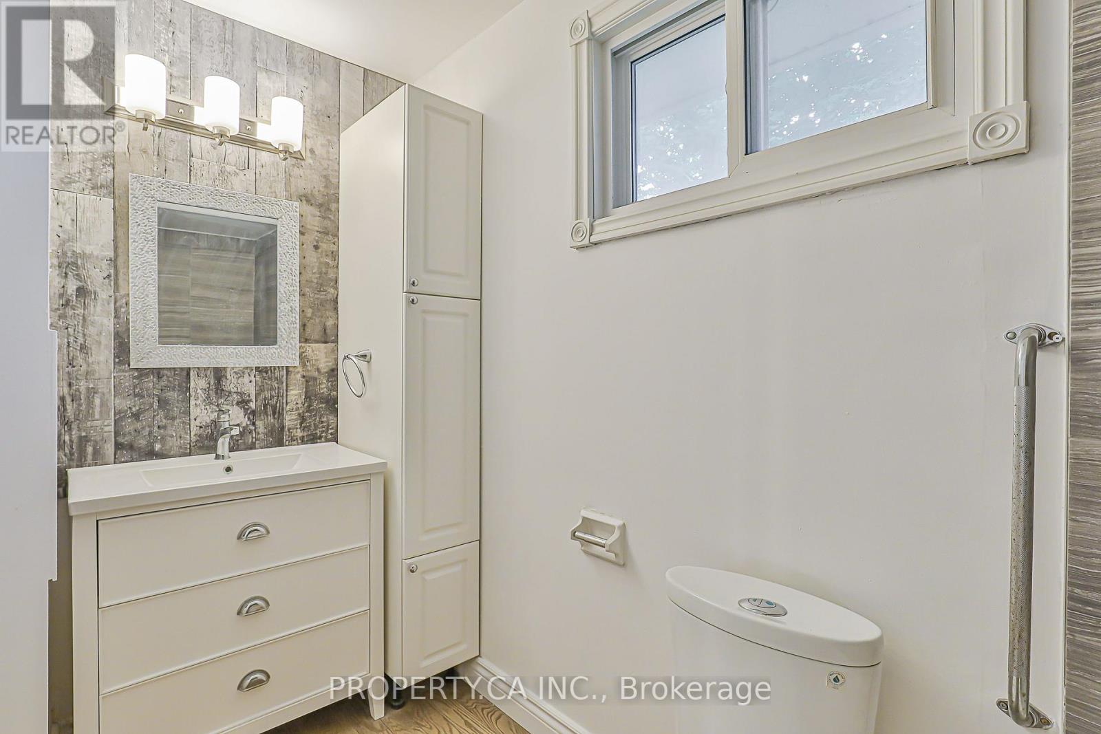 310 Primrose Lane, Newmarket, Ontario  L3Y 5Y9 - Photo 22 - N12534984