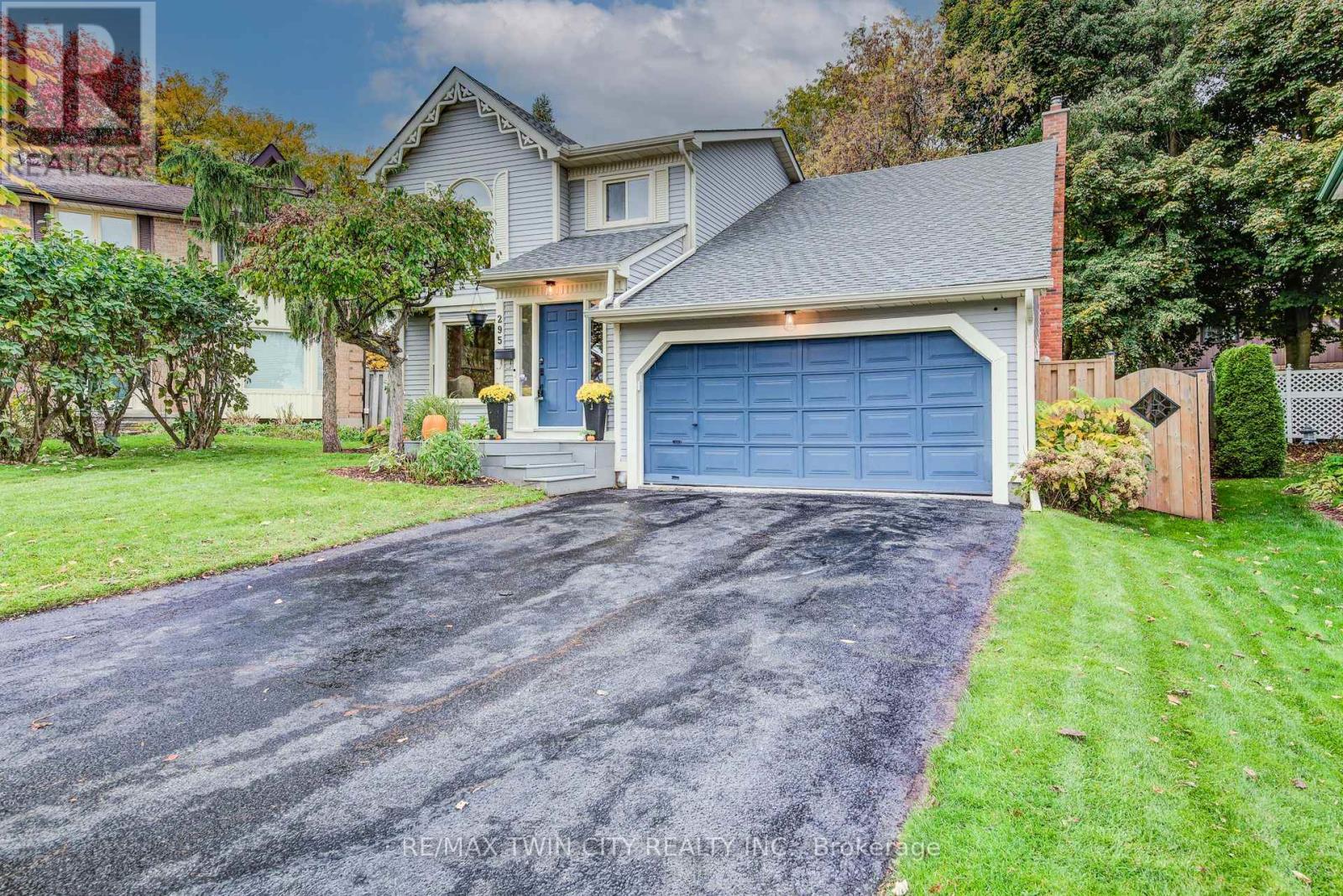 295 WILTSHIRE PLACE, Waterloo, Ontario