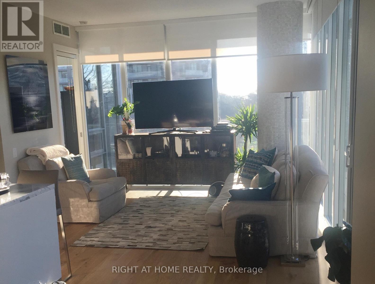 205 - 88 Park Lawn Road, Toronto, Ontario  M8Y 0B5 - Photo 16 - W12534932