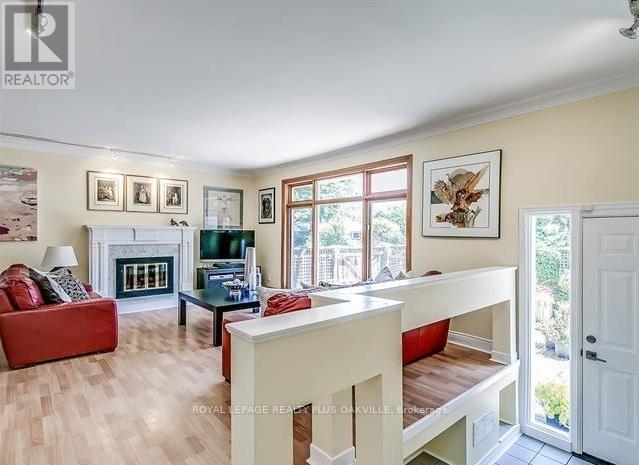 186 Tweedsdale Crescent, Oakville, Ontario  L6L 4P7 - Photo 14 - W12534944