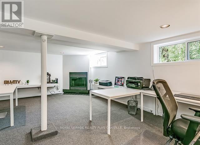 186 Tweedsdale Crescent, Oakville, Ontario  L6L 4P7 - Photo 29 - W12534944