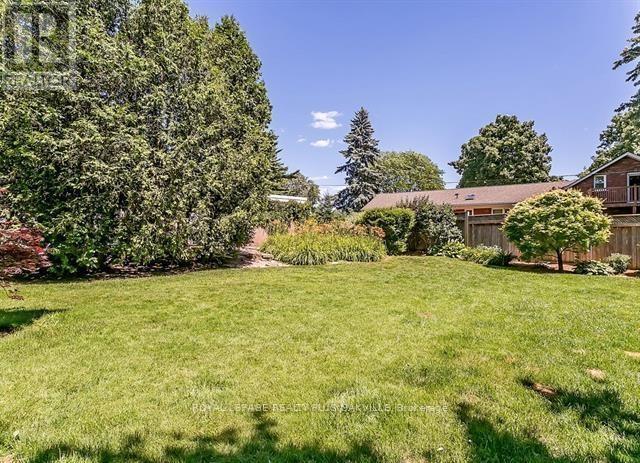 186 Tweedsdale Crescent, Oakville, Ontario  L6L 4P7 - Photo 36 - W12534944