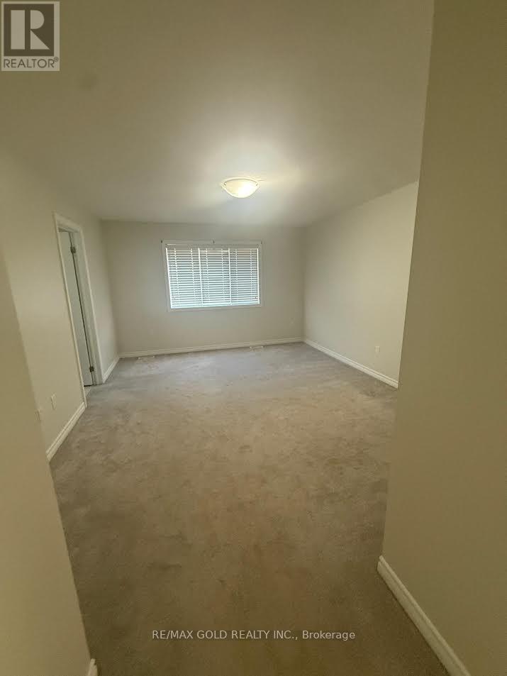 327 Remembrance Road, Brampton, Ontario  L7A 4X7 - Photo 14 - W12534954