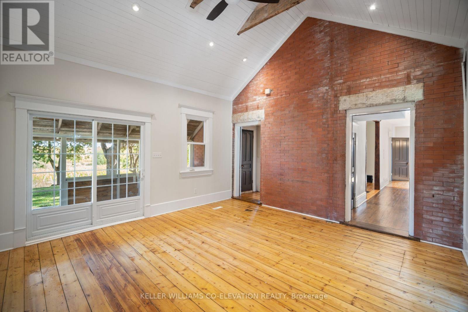 13517 First Nassagaweya Line, Milton, Ontario  L0P 1J0 - Photo 3 - W12534970