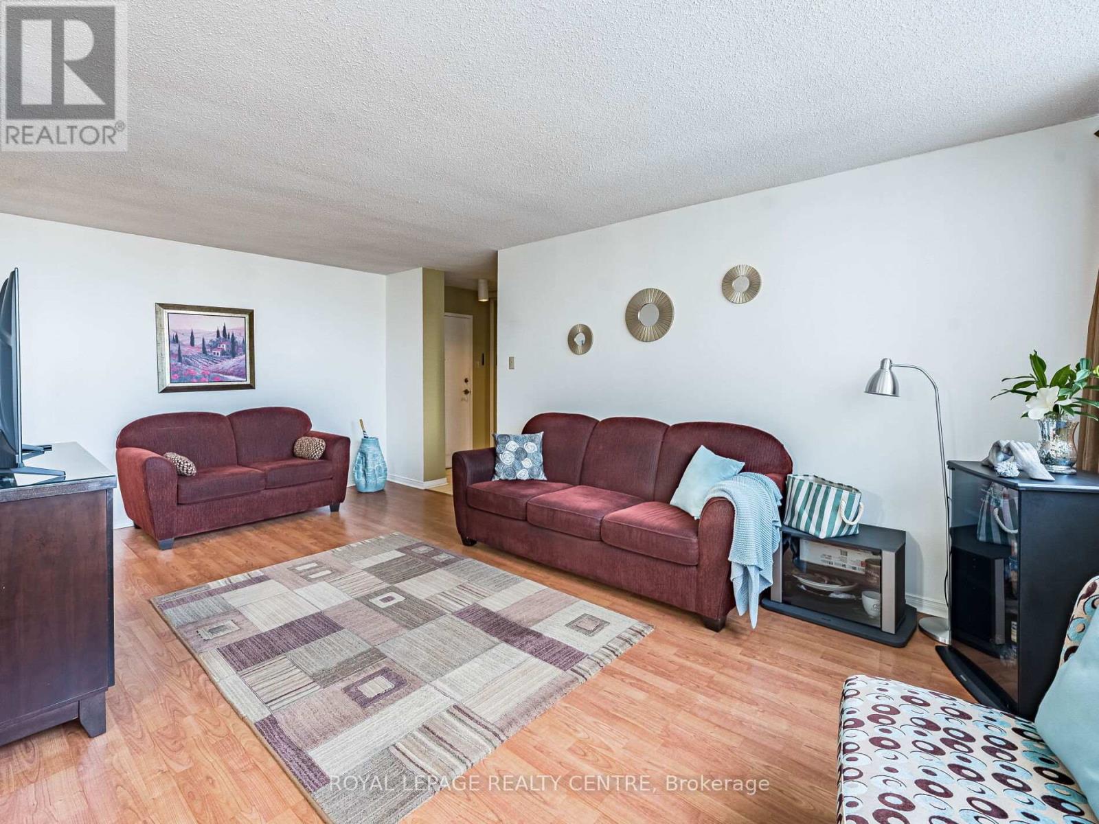 1604 - 3590 Kaneff Crescent W, Mississauga, Ontario  L5A 3X3 - Photo 10 - W12535000