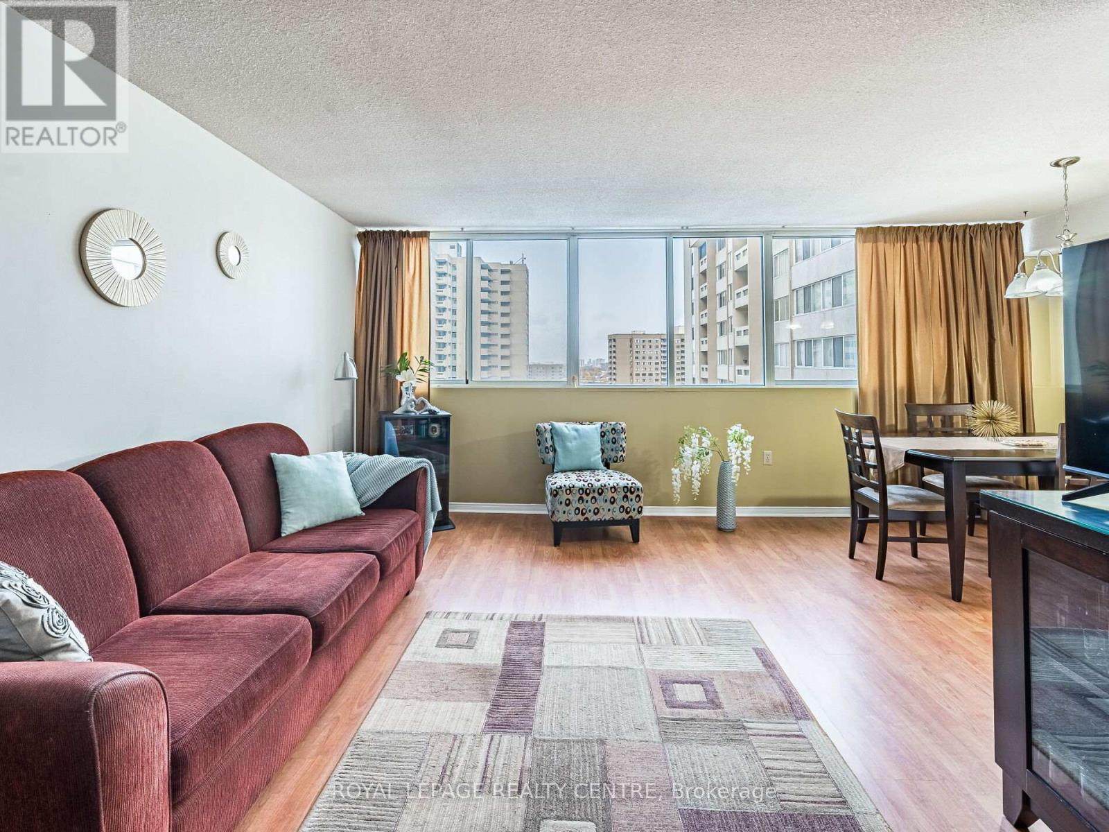 1604 - 3590 Kaneff Crescent W, Mississauga, Ontario  L5A 3X3 - Photo 6 - W12535000