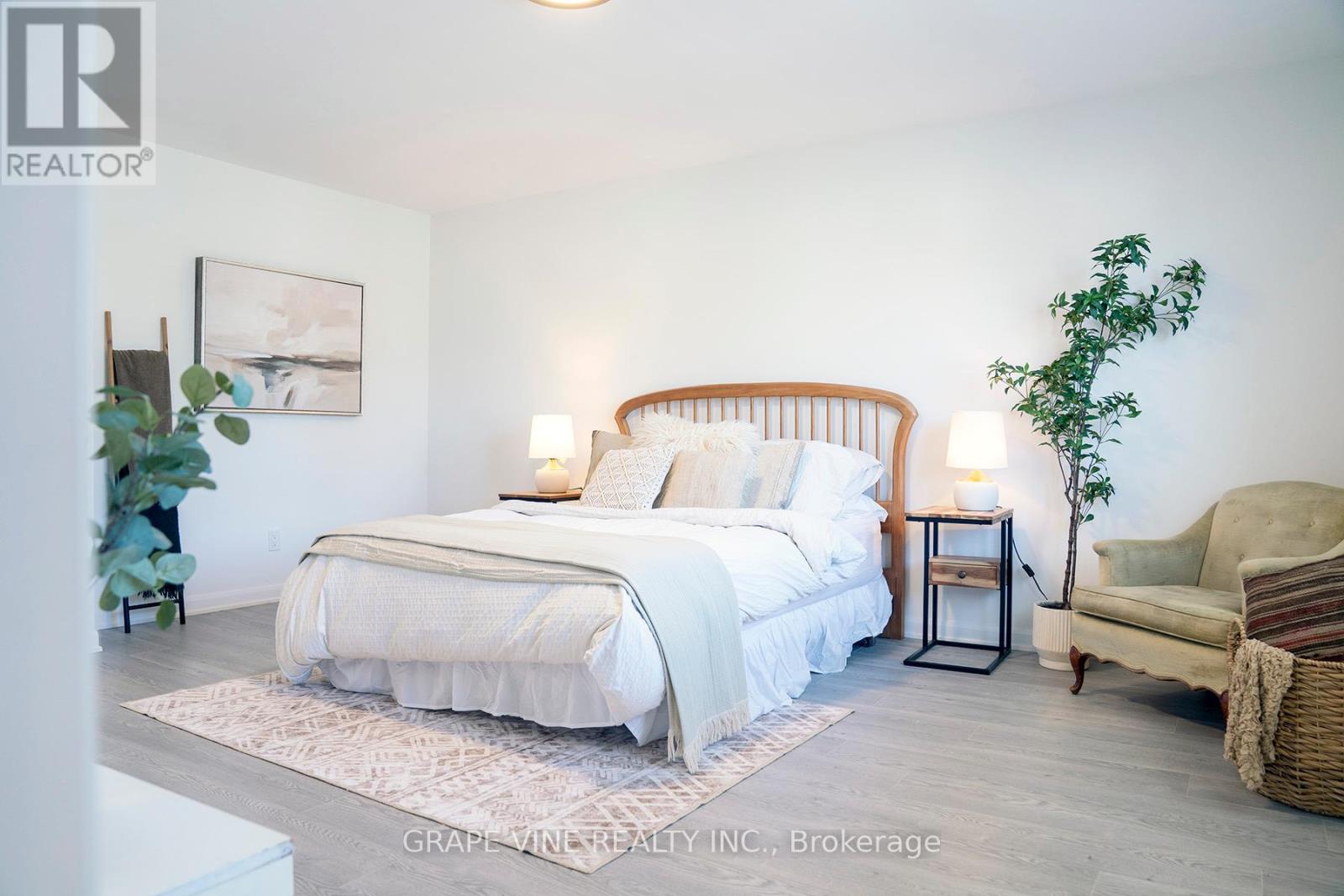 2057 Caltra Crescent, Ottawa, Ontario  K2J 6V4 - Photo 27 - X12450433