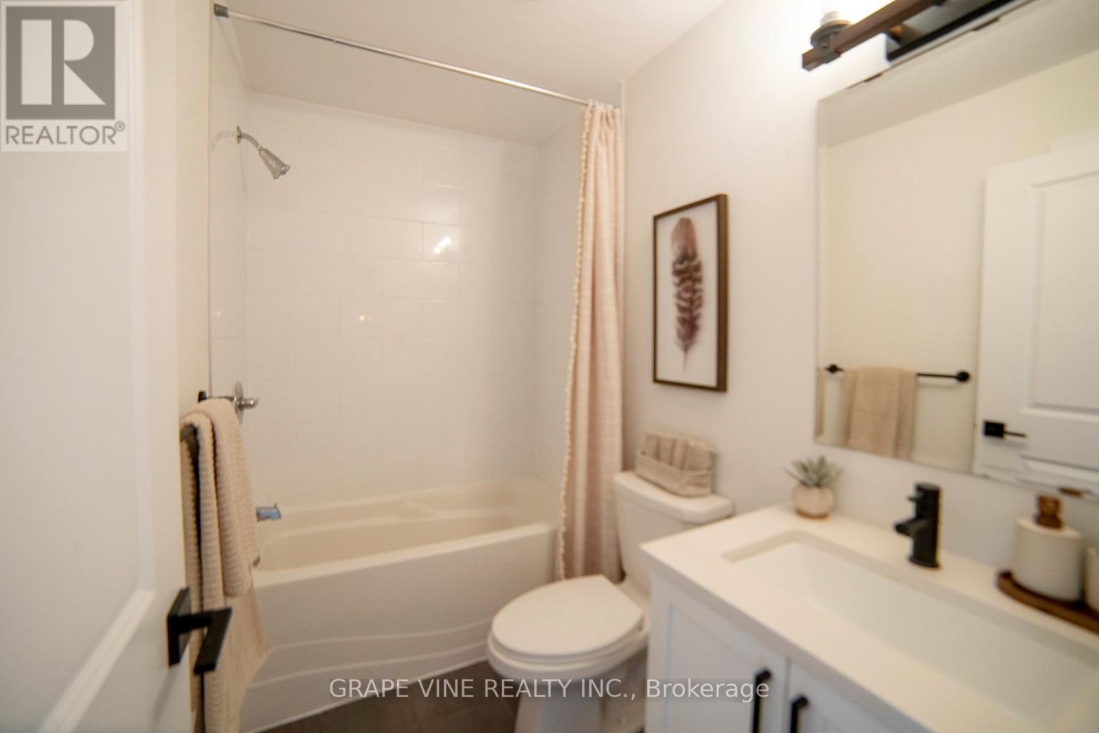 2057 Caltra Crescent, Ottawa, Ontario  K2J 6V4 - Photo 41 - X12450433