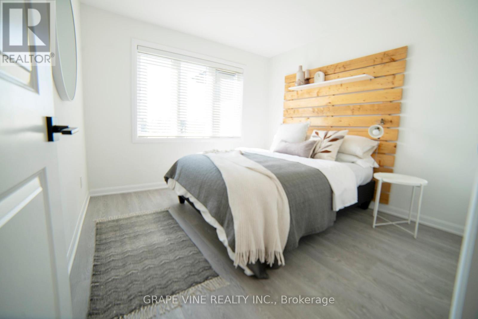 2057 Caltra Crescent, Ottawa, Ontario  K2J 6V4 - Photo 35 - X12450433