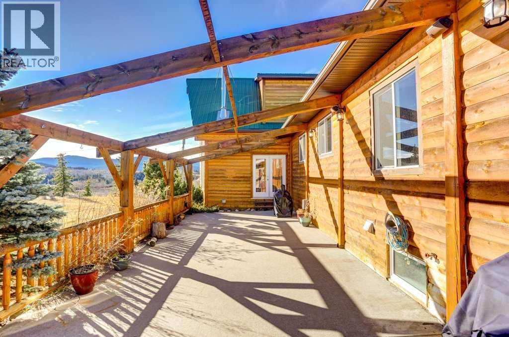 3 Southview Estates, Rural Pincher Creek No. 9, Alberta  T0K 1H0 - Photo 3 - A2268953