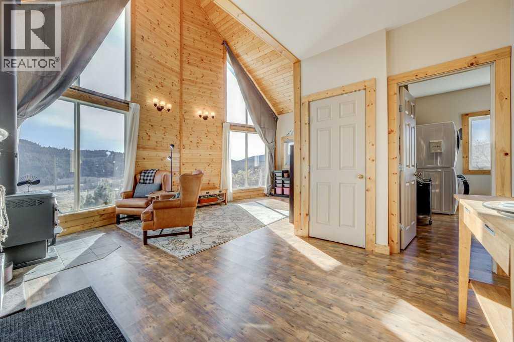 3 Southview Estates, Rural Pincher Creek No. 9, Alberta  T0K 1H0 - Photo 5 - A2268953