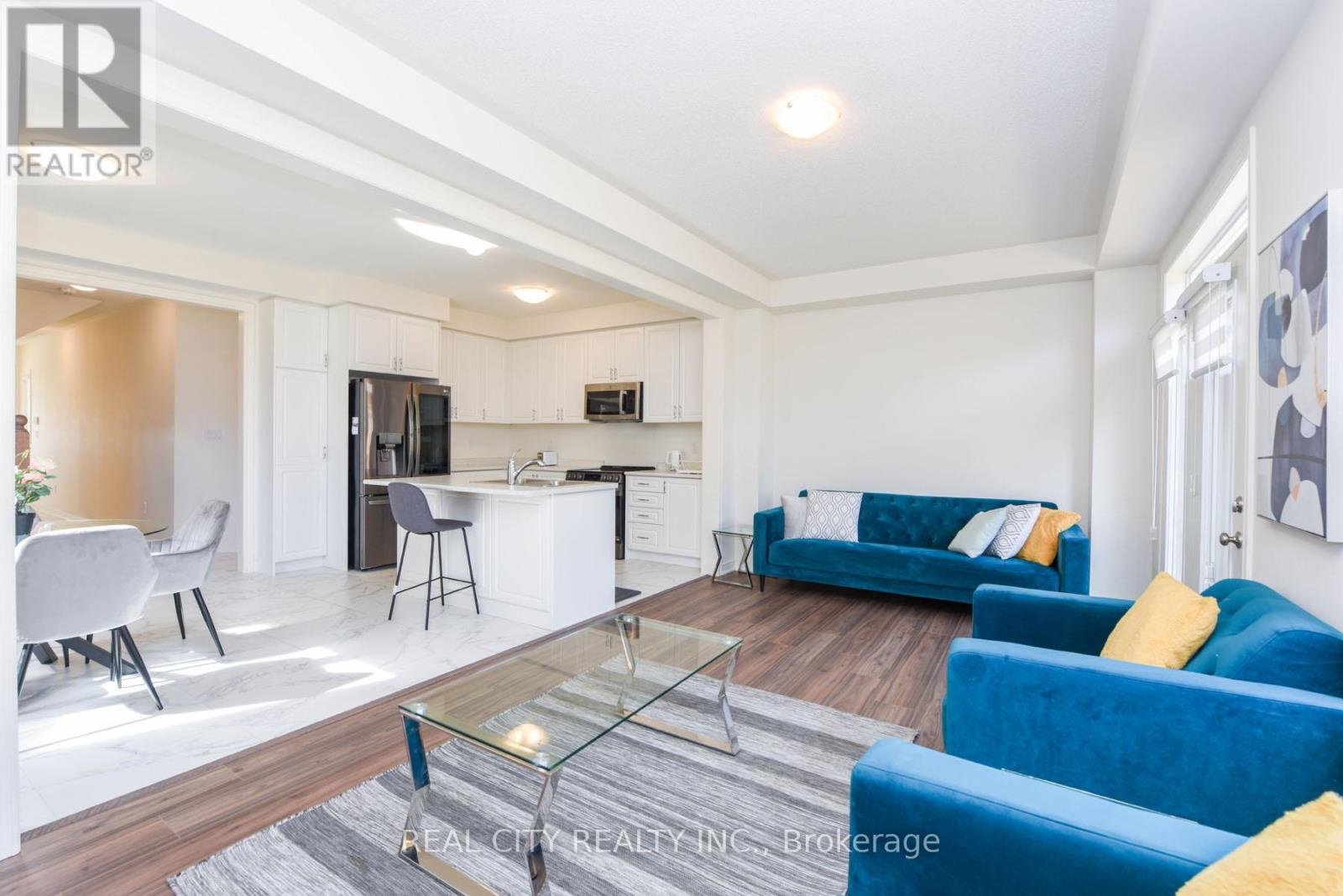 38 Silver Meadow Gardens, Hamilton, Ontario  L8B 1Z4 - Photo 21 - X12534998