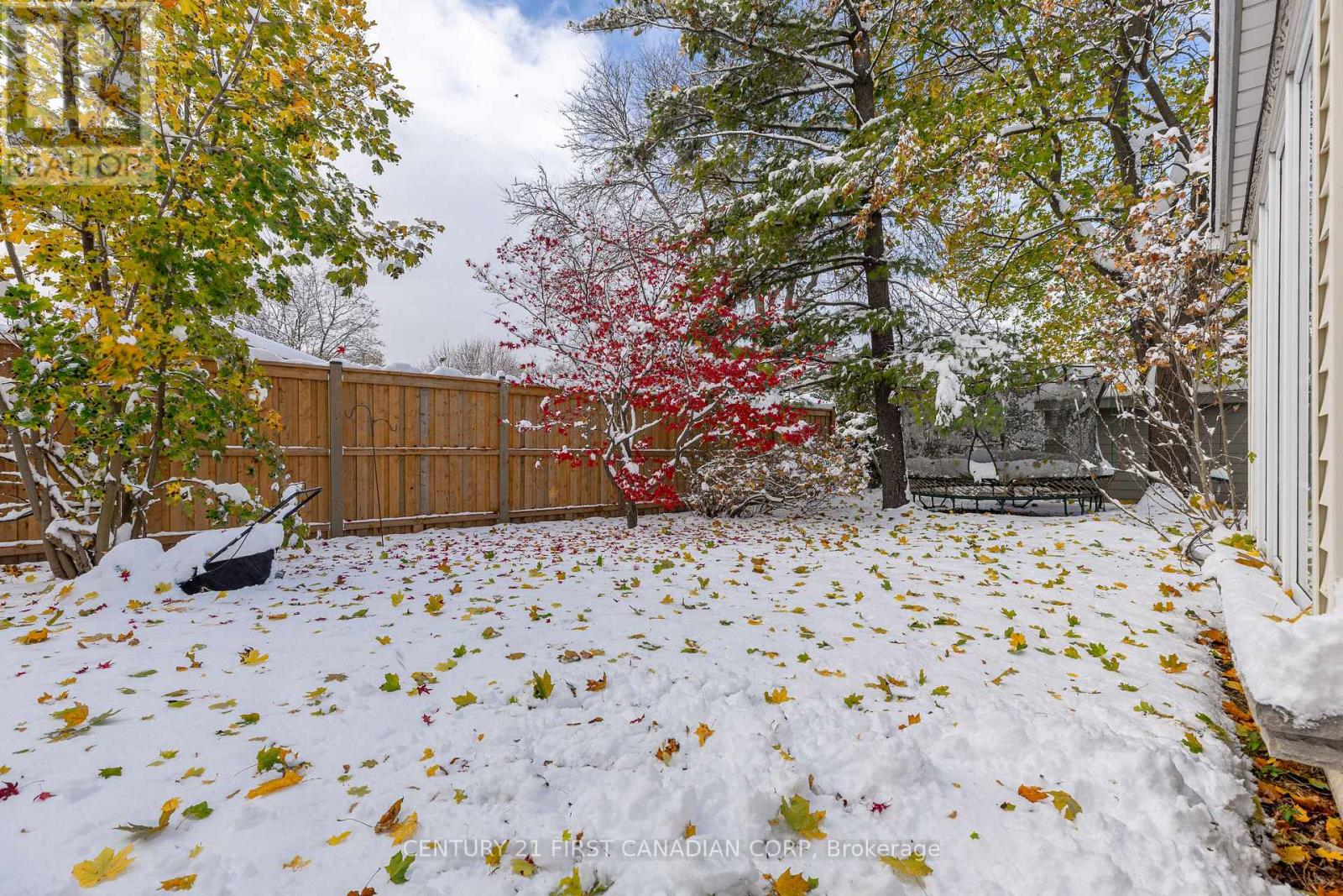 636 Glengyle Crescent, London North, Ontario  N5X 1X7 - Photo 9 - X12535056